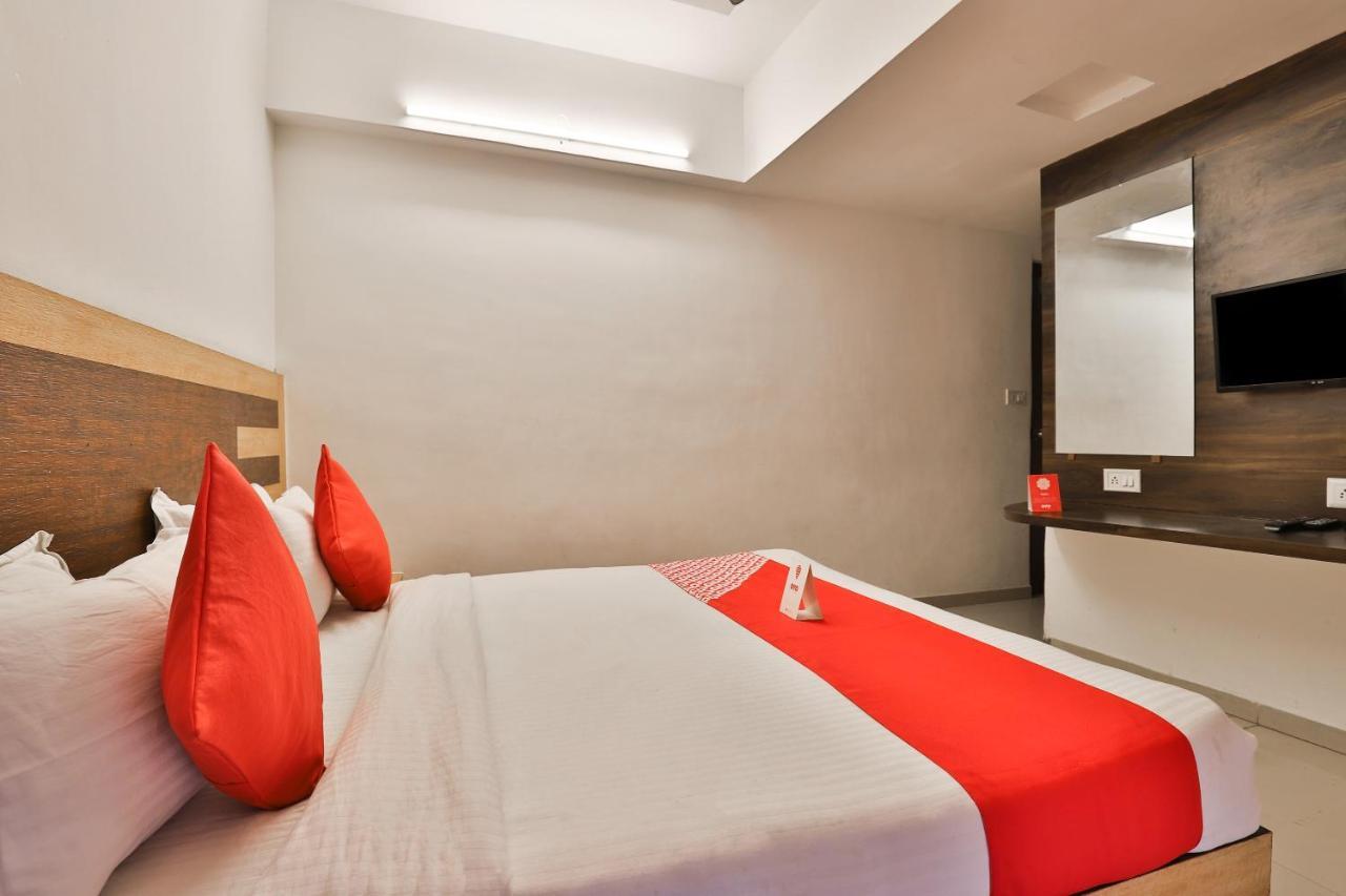 OYO 8758 Hotel Swagatam Ahmedabad Exterior foto