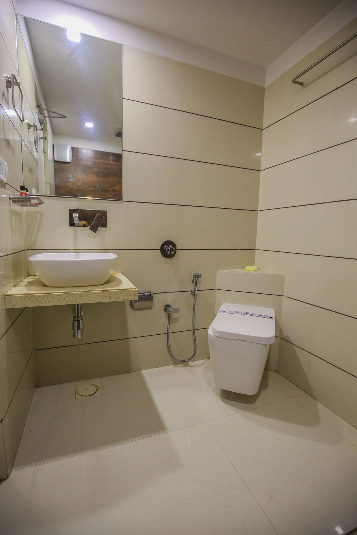 OYO 8758 Hotel Swagatam Ahmedabad Exterior foto